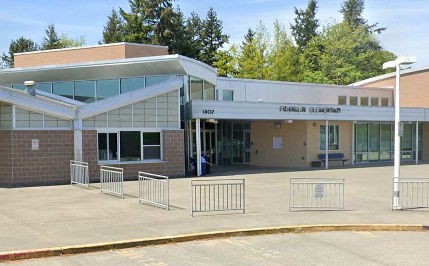 Lockdown lifted at Tacoma elementary school after shooting victim goes there for help